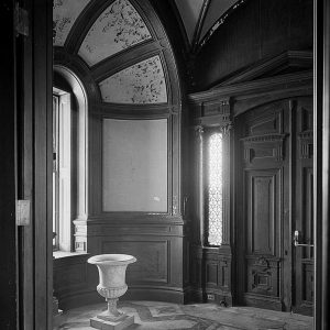 Half dome vestibule and wood doors