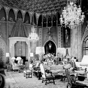 Mar-a-Lago Gold Room living room ceiling