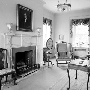 Living Room fireplace, Ridgeland Mansion